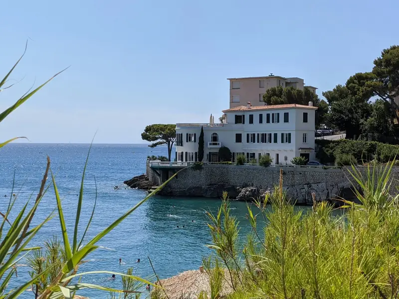 A white-fronted villa by the sea